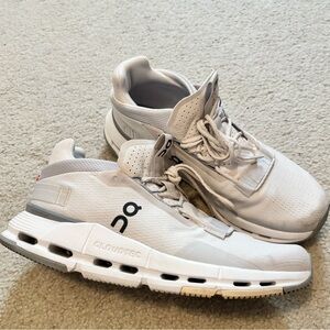 Women’s On Cloud Size 9.5 CloudNova 2 Tennis Shoes | Great Condition Barely Worn